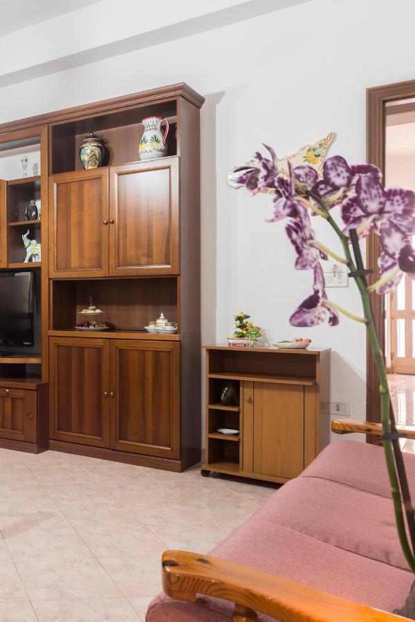 Nina Home - Selfcheck-In Canicattini Bagni Экстерьер фото